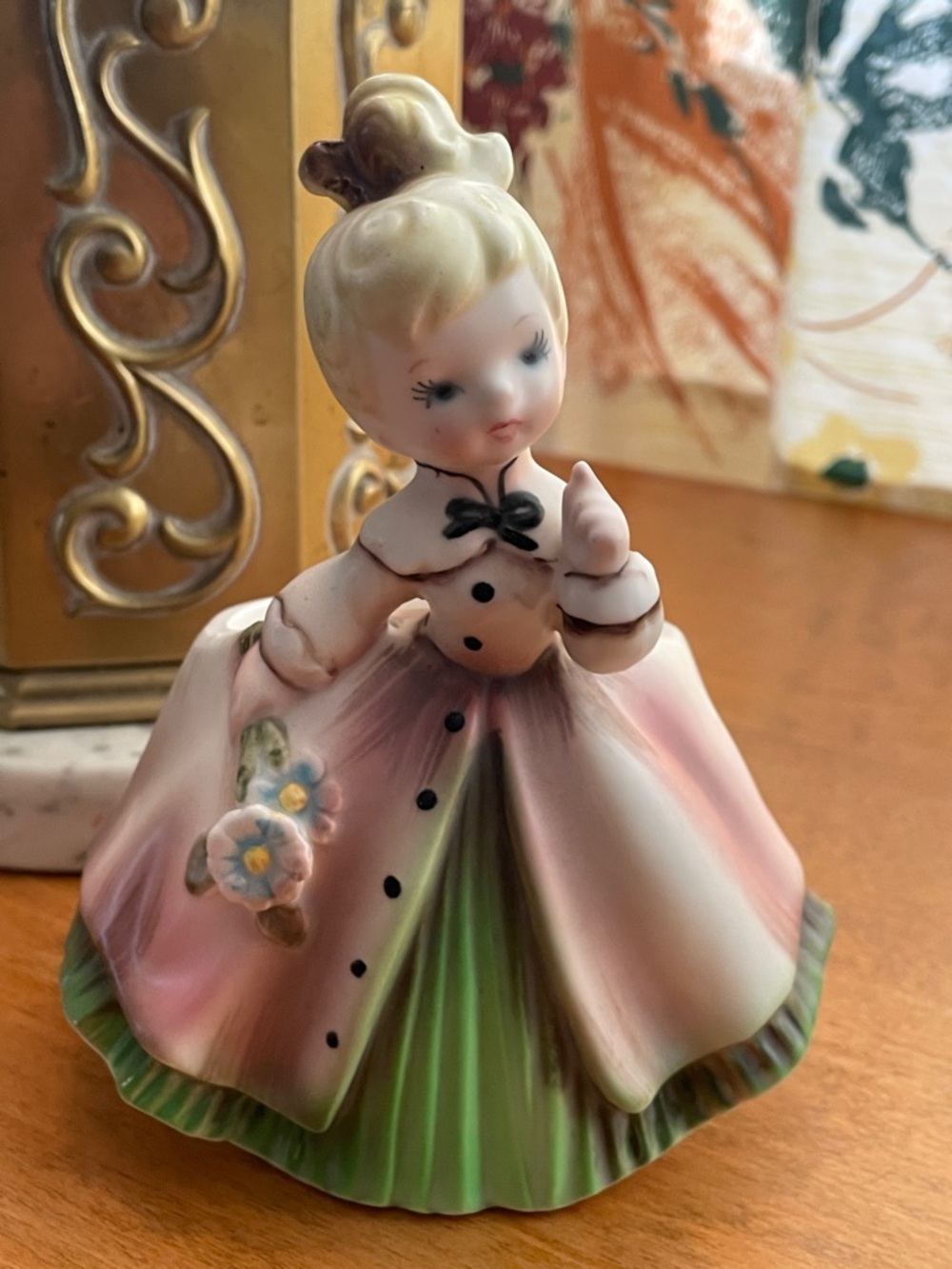 Vintage Girl in Pink Green Gown Ceramic  Planter 1960’s Inarco Figurine